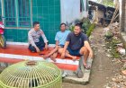 Bhabinkamtibmas Polsek Cipatujah Sambang Warga Desa Nagrog, Pererat Silaturahmi Kamtibmas